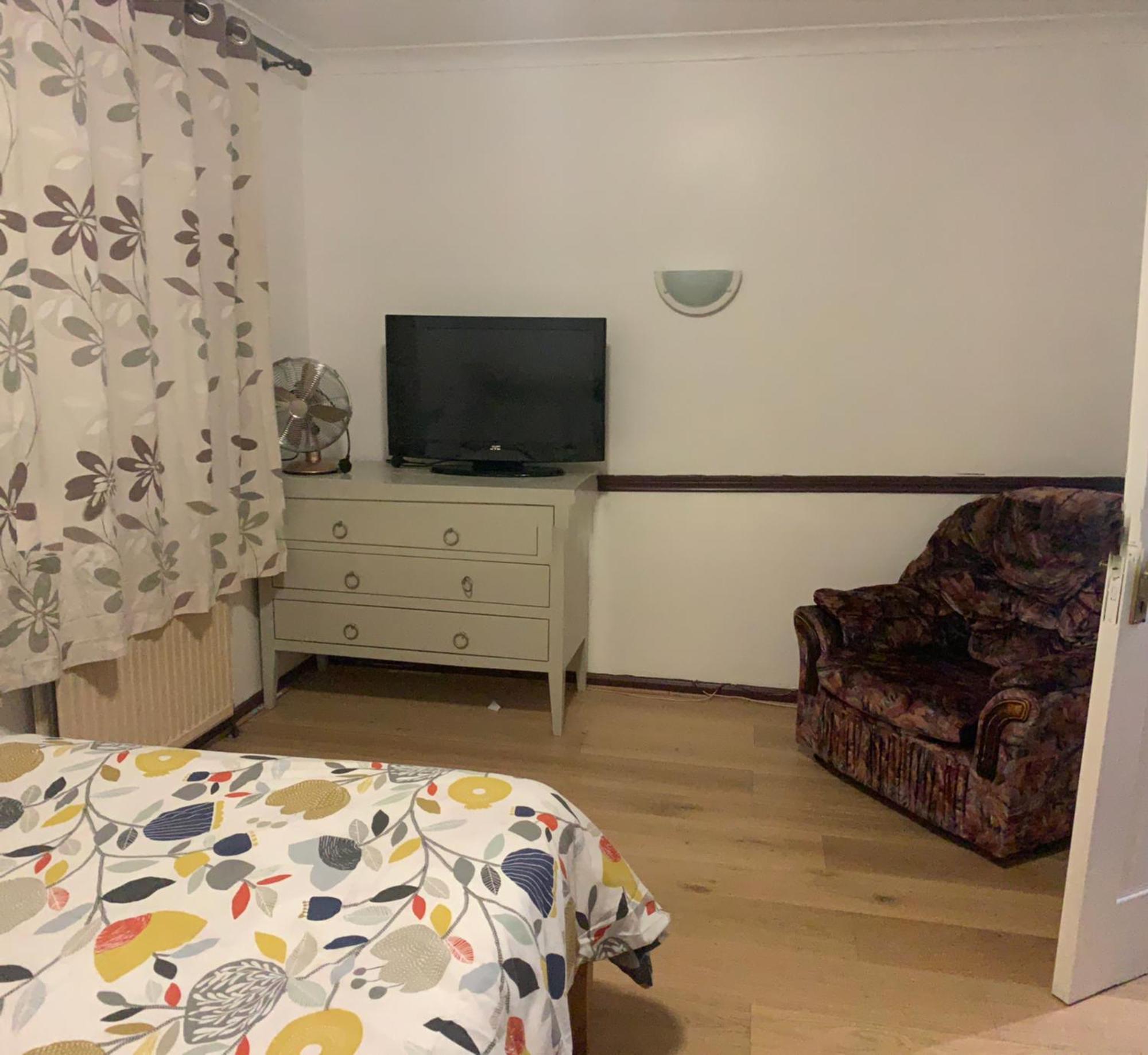 Cosy Home By Excel Centre & City Airport Лондон Экстерьер фото